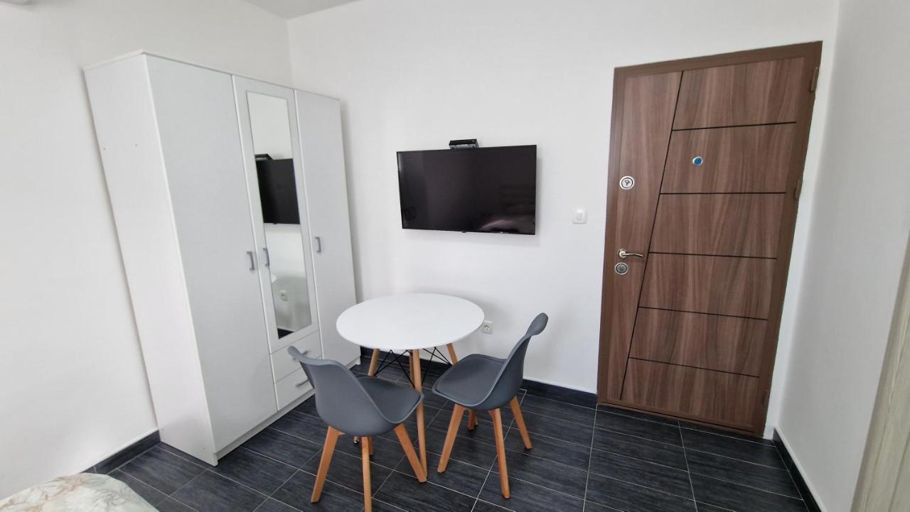דירות פודגוריצה Apartman Tolosi 2 מראה חיצוני תמונה
