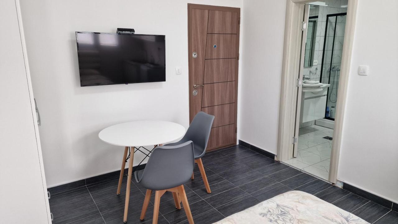 דירות פודגוריצה Apartman Tolosi 2 מראה חיצוני תמונה