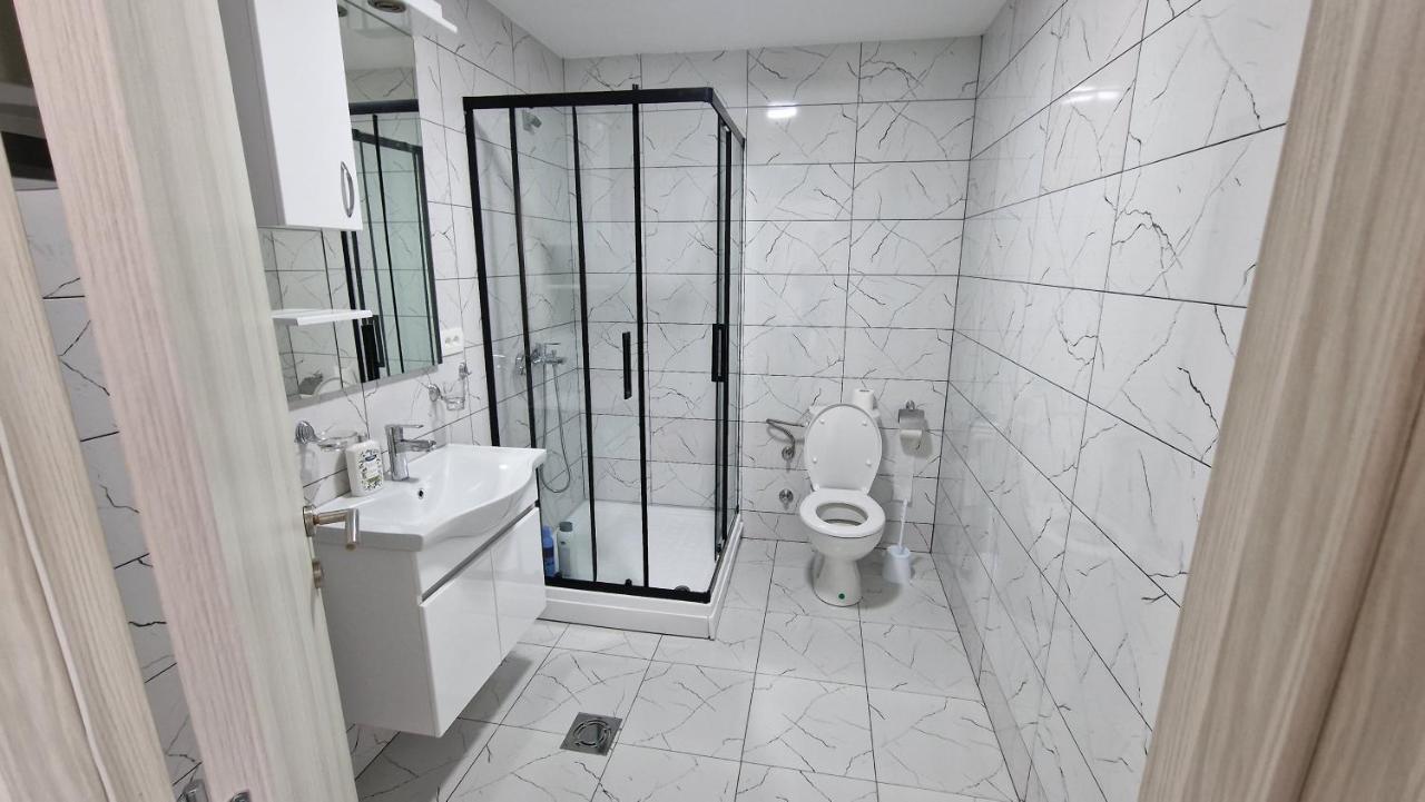 דירות פודגוריצה Apartman Tolosi 2 מראה חיצוני תמונה
