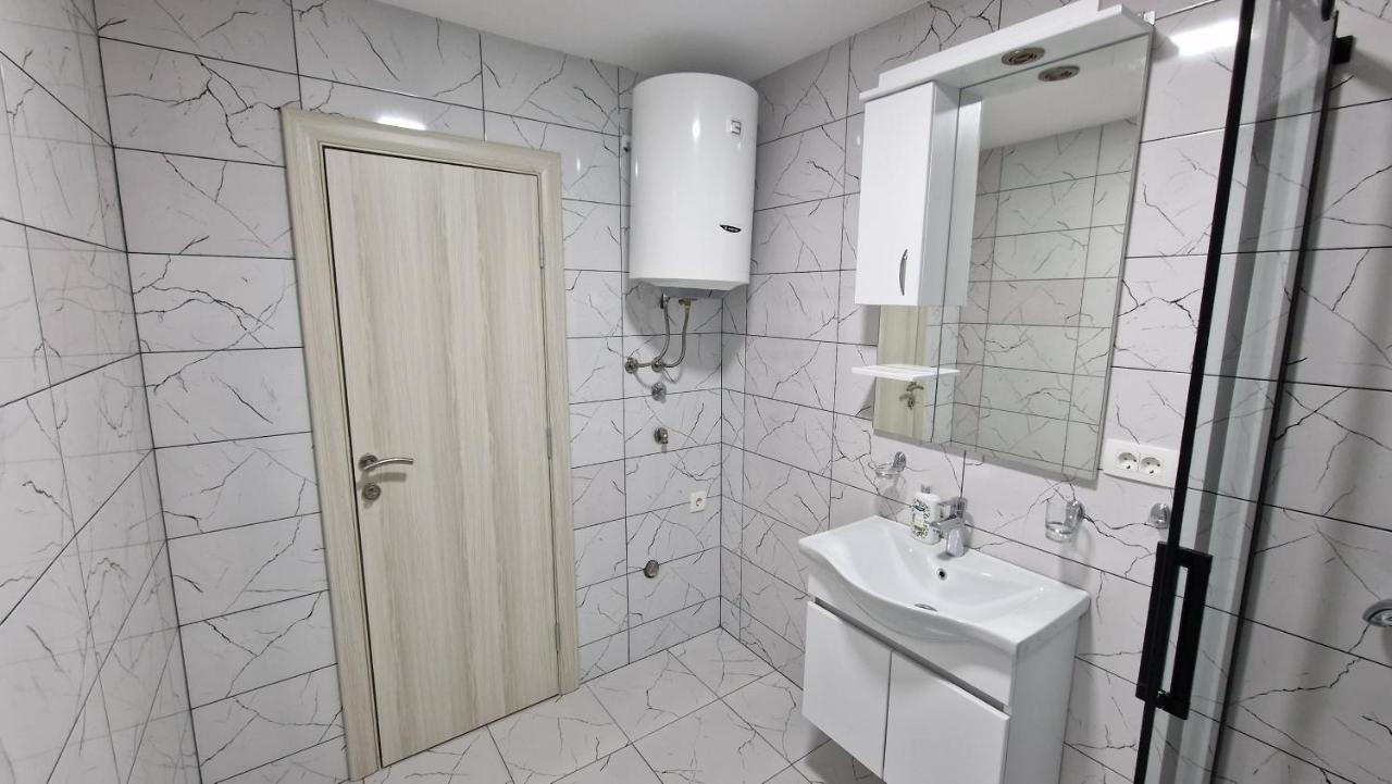 דירות פודגוריצה Apartman Tolosi 2 מראה חיצוני תמונה